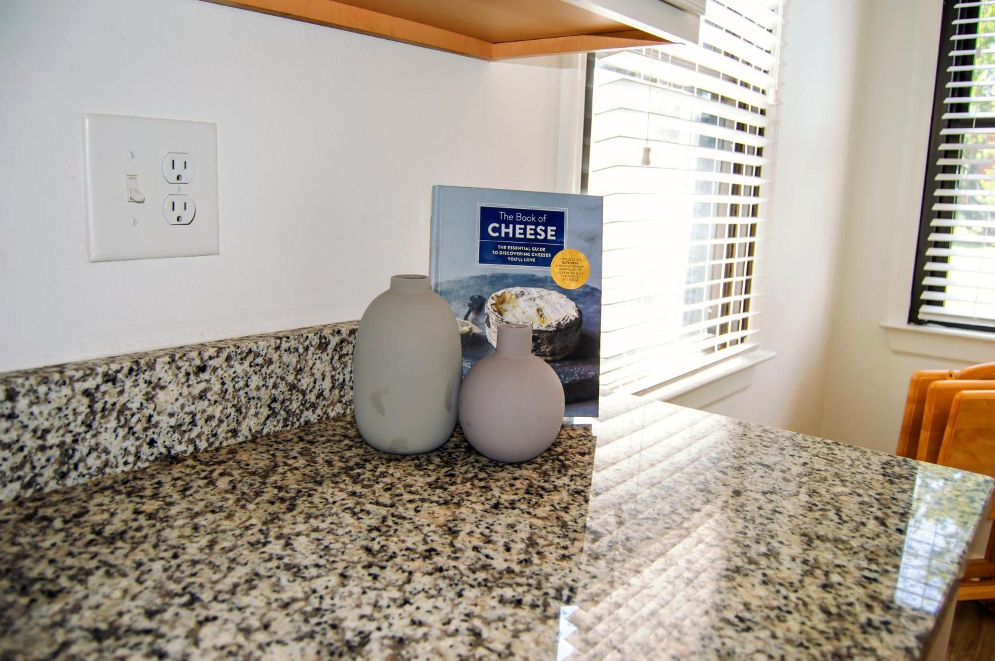 Cozy Condo, Minutes From Broadwy, Sleeps 5 Nashville Esterno foto